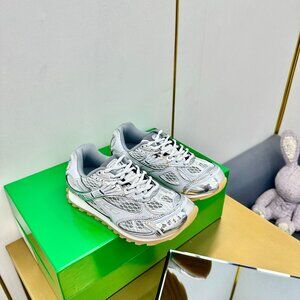 BOTTEGA VENETA Women's White and Silver Sneakers